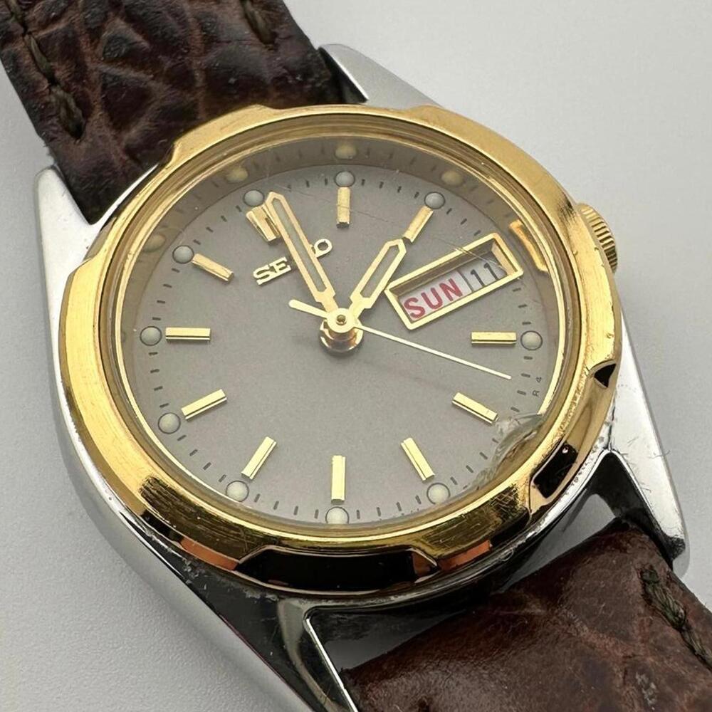 Vintage Seiko Women’s Quartz Watch Grey Dial Gold Case Day Date